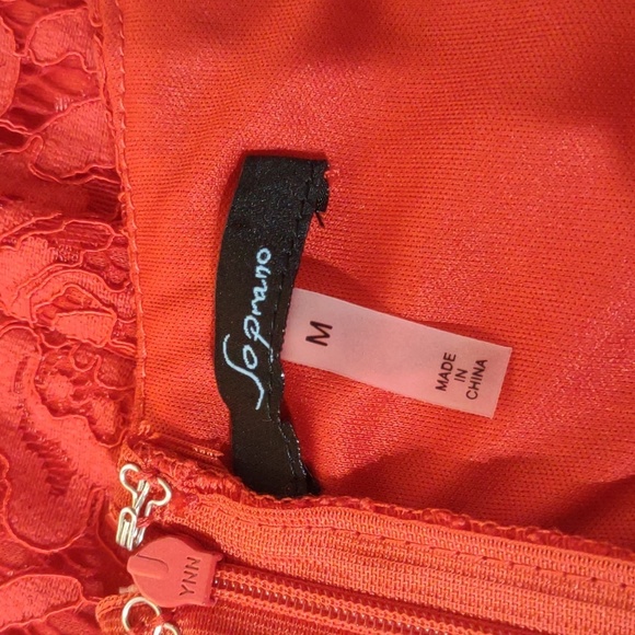 SOPRANO Red Lace Dress Cold Shoulder Size Medium - Picture 13 of 14